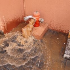 poteau incendie en eau